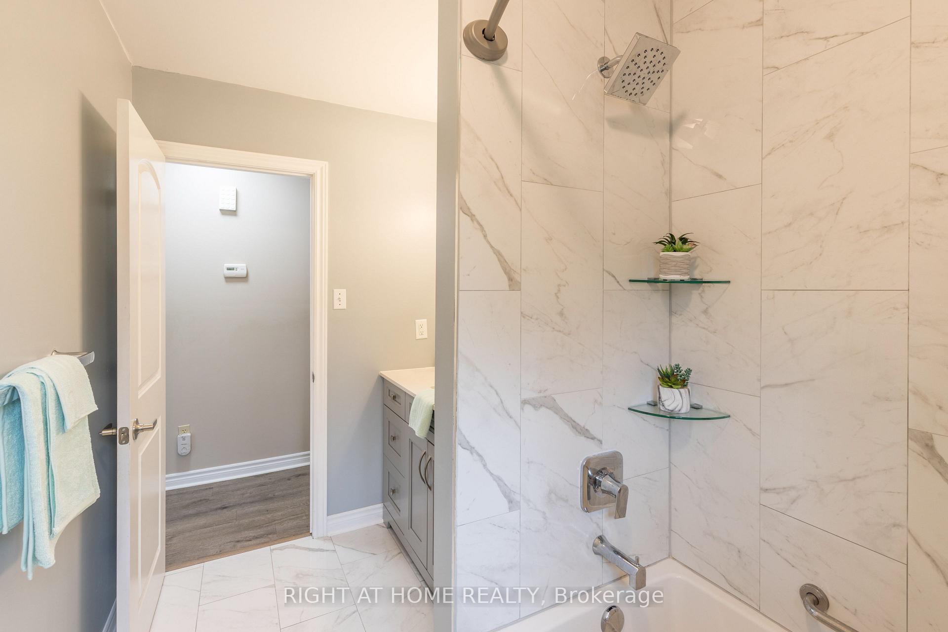 Photo 15 of 6 Edgewood Crescent, Clearview, New Lowell — HOMEH
