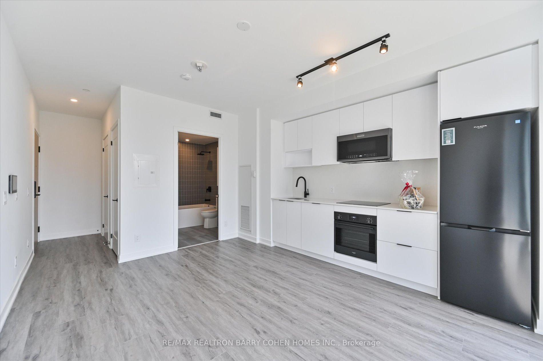 Photo 4 of Unit 1118, 5 Defries Street, Toronto, Regent Park — HOMEH