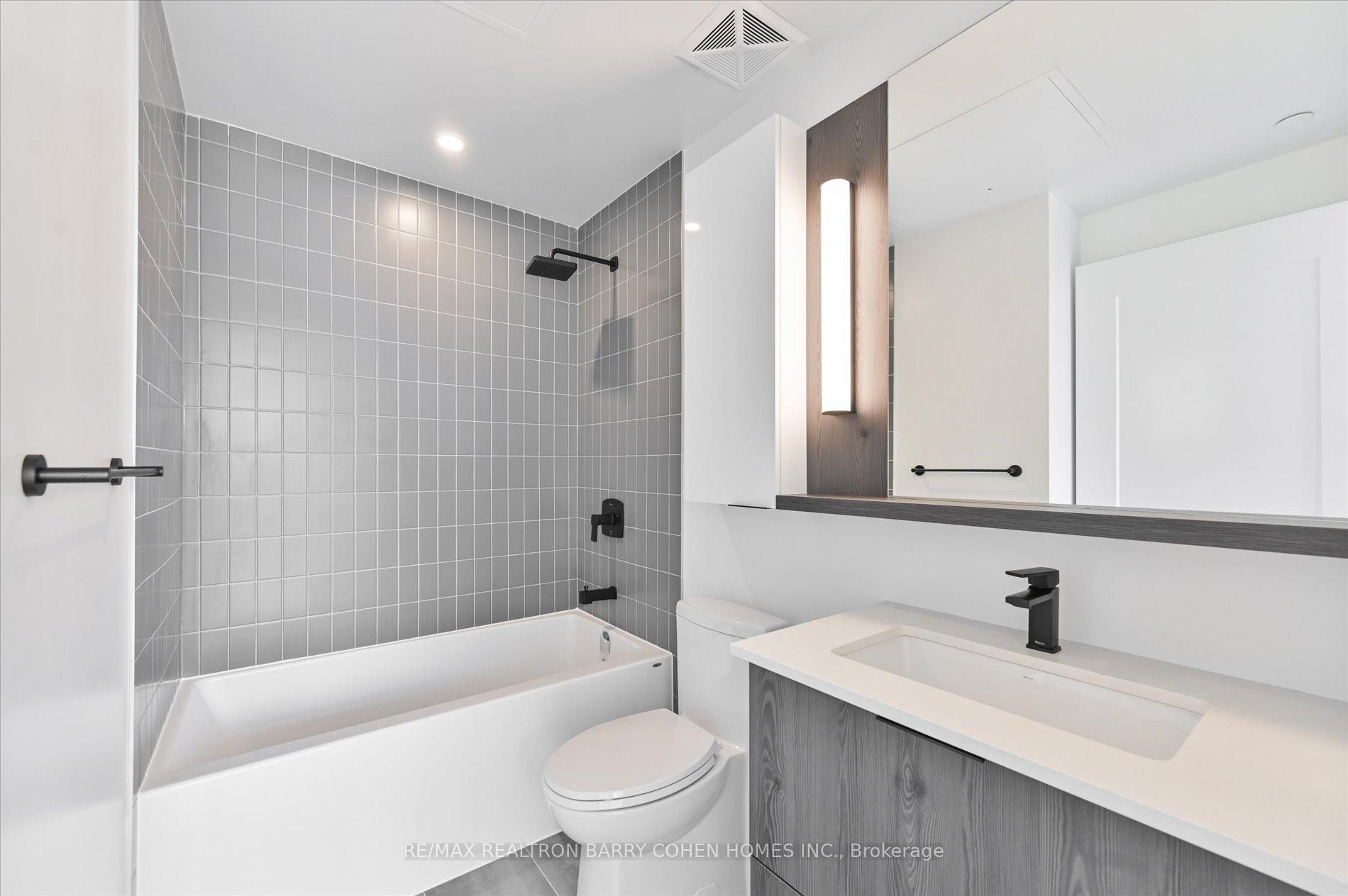 Photo 8 of Unit 1118, 5 Defries Street, Toronto, Regent Park — HOMEH