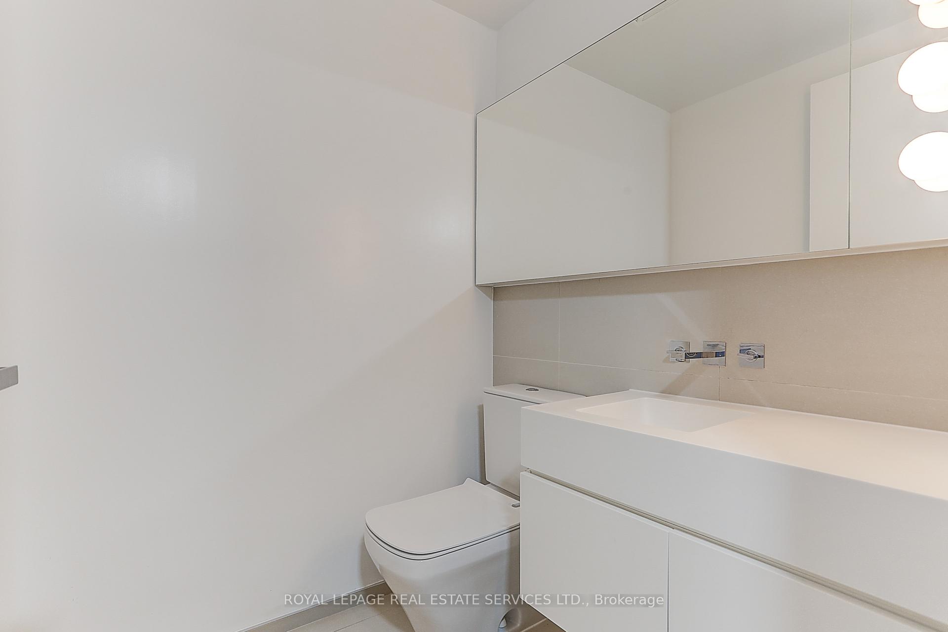 Photo 8 of Unit 4111, 45 Charles Street E, Toronto, Church-Yonge Corridor — HOMEH