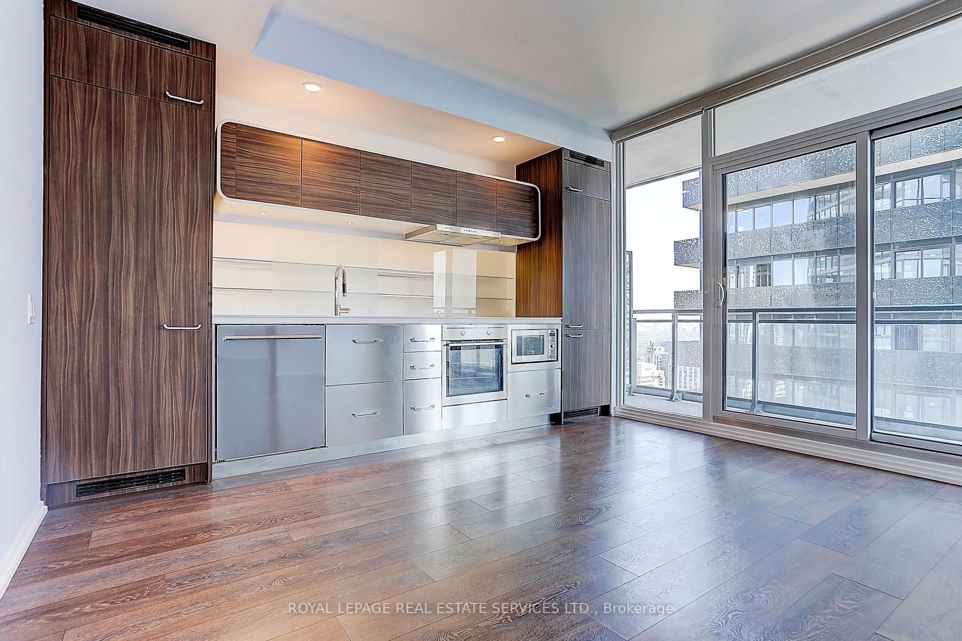Photo 11 of Unit 4111, 45 Charles Street E, Toronto, Church-Yonge Corridor — HOMEH