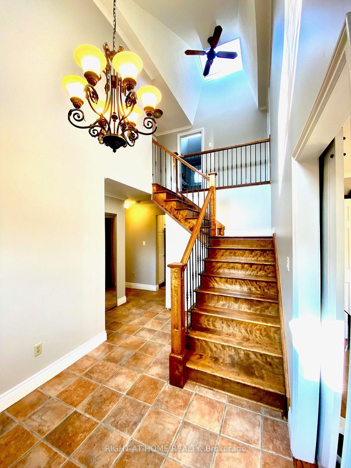 Photo 3 of Unit UPPER, 112 Downey Road, Guelph, Kortright Hills — HOMEH