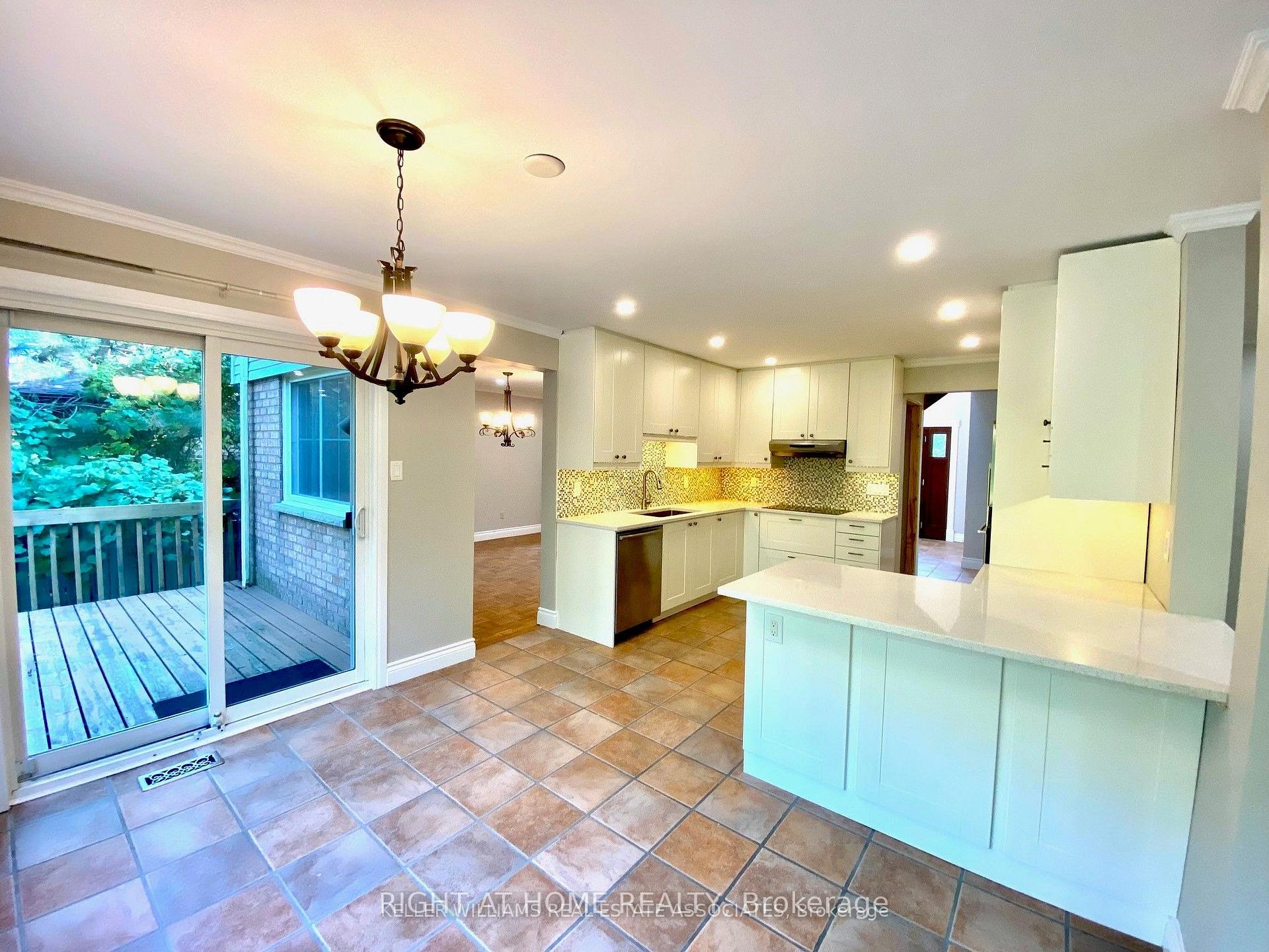 Photo 4 of Unit UPPER, 112 Downey Road, Guelph, Kortright Hills — HOMEH