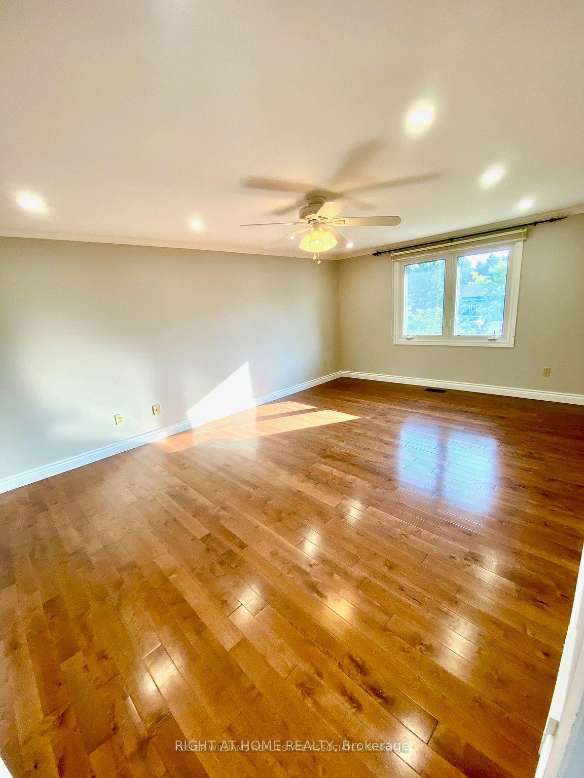 Photo 10 of Unit UPPER, 112 Downey Road, Guelph, Kortright Hills — HOMEH