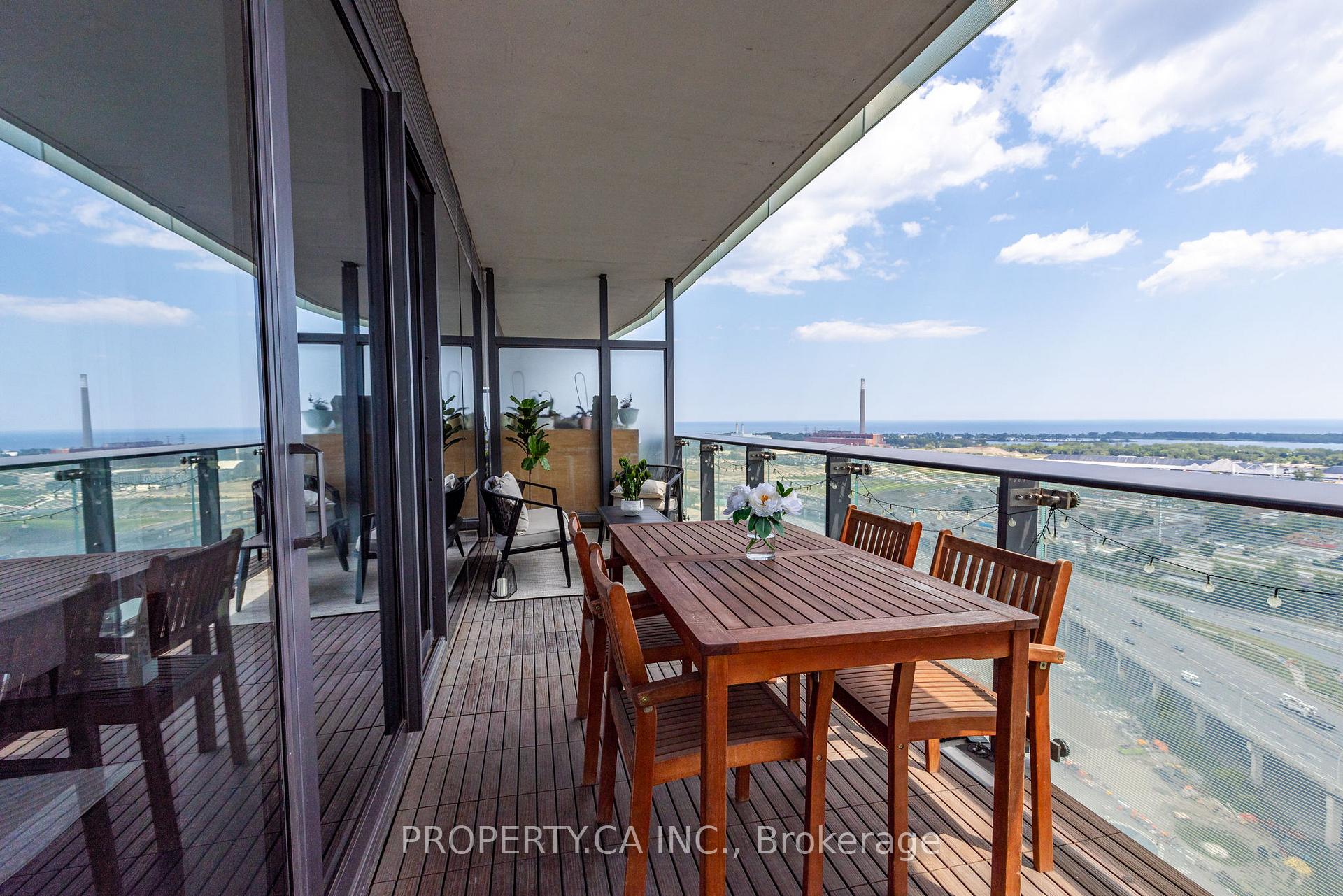 Photo 7 of Unit 3008, 390 Cherry Street, Toronto, Waterfront Communities — HOMEH