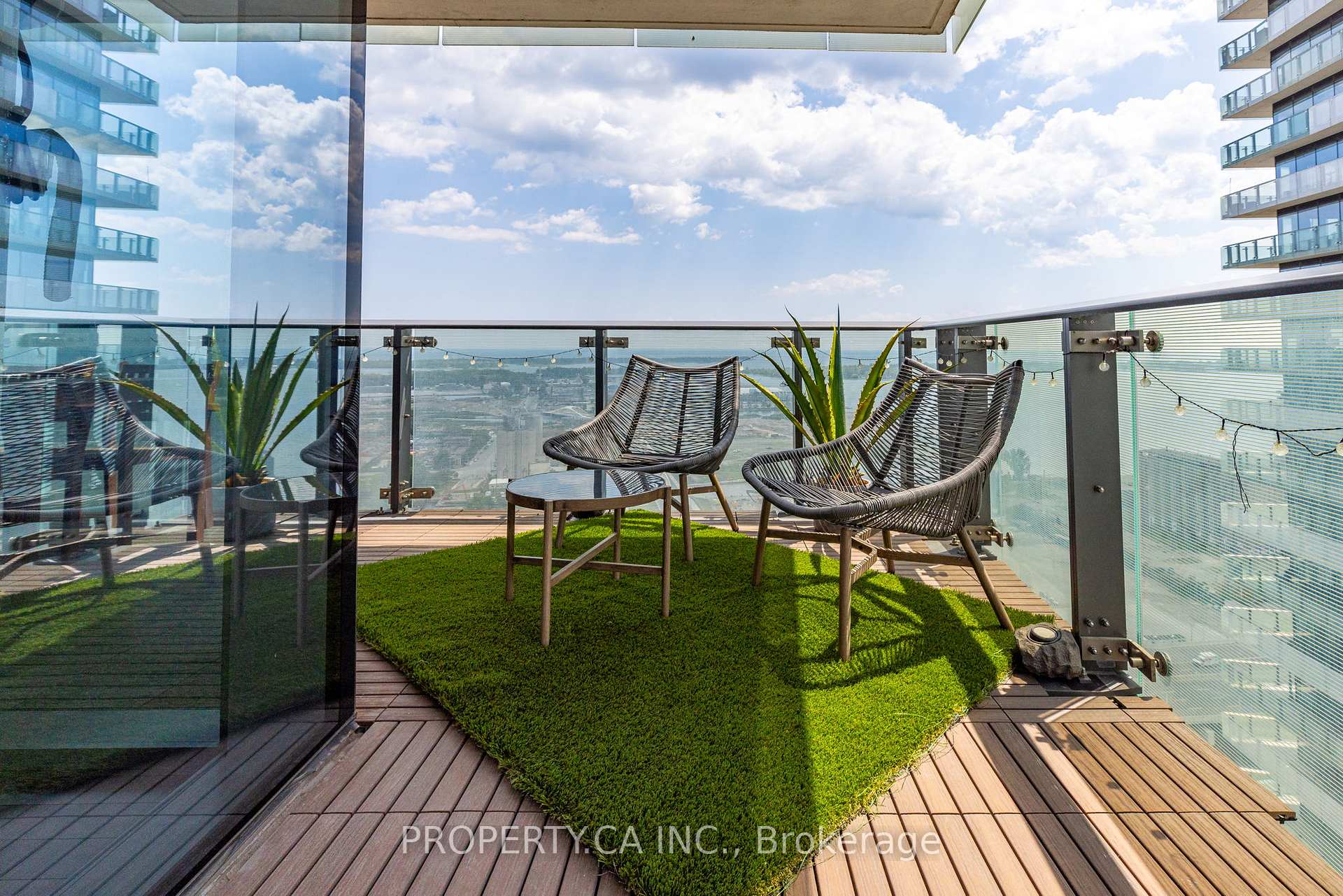 Photo 8 of Unit 3008, 390 Cherry Street, Toronto, Waterfront Communities — HOMEH
