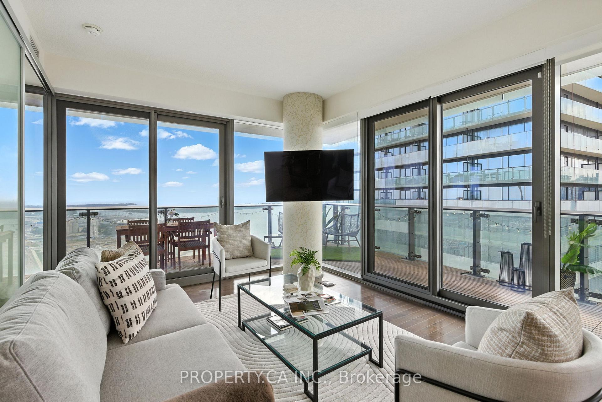 Photo 10 of Unit 3008, 390 Cherry Street, Toronto, Waterfront Communities — HOMEH