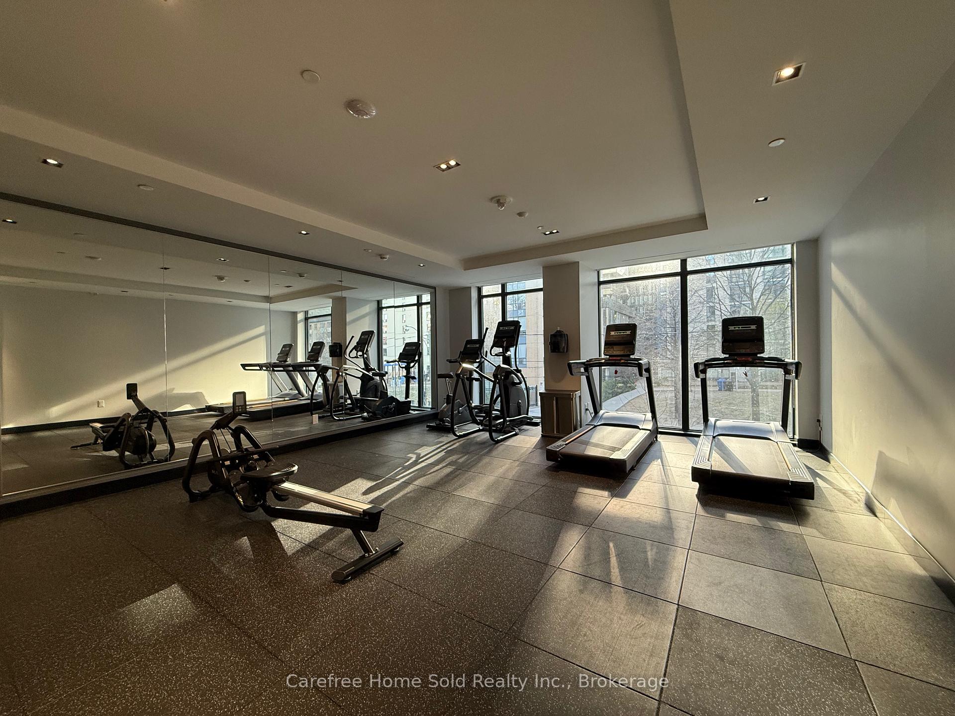 Photo 8 of Unit 1601, 65 Mutual Street, Toronto, Church-Yonge Corridor — HOMEH