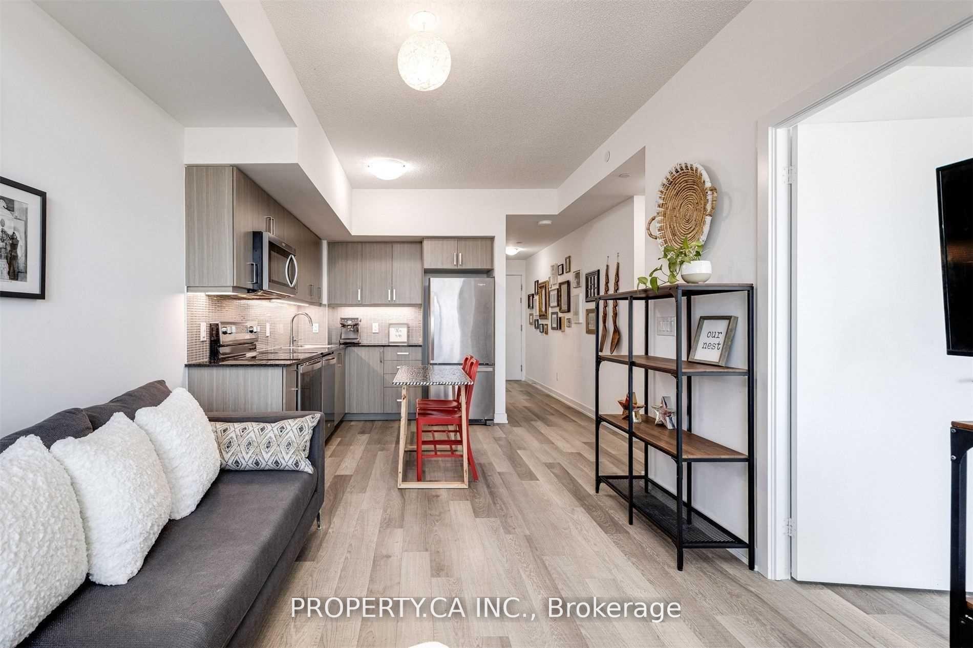 Front of Unit 1305, 1603 Eglinton Avenue W