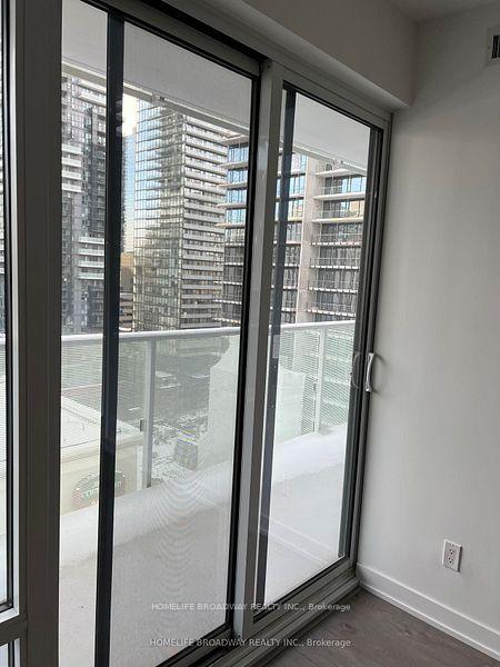 Photo 6 of Unit 1008, 50 Wellesley Street E, Toronto, Church-Yonge Corridor — HOMEH
