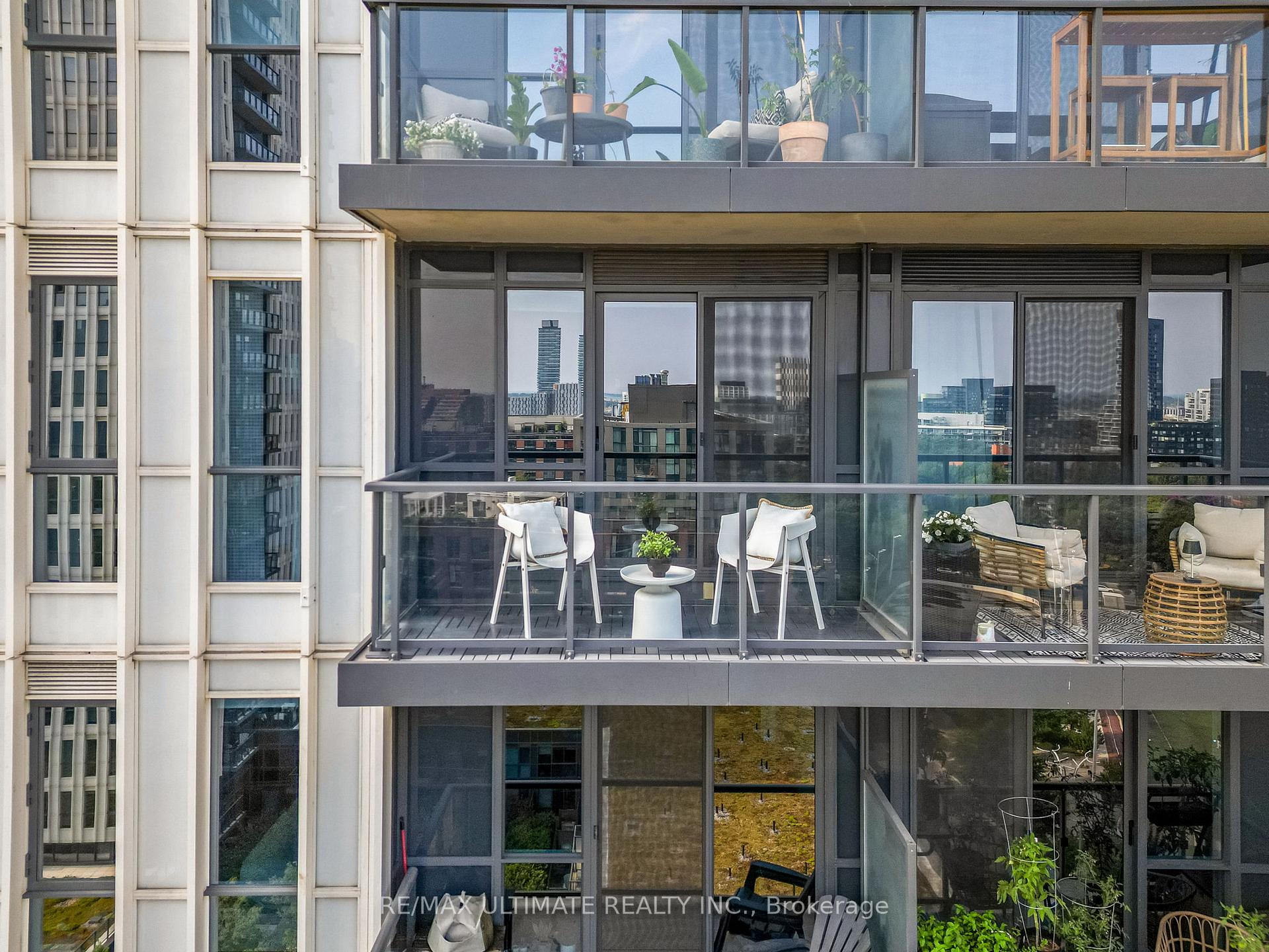 Photo 3 of Unit 1404, 170 sumach Street, Toronto, Regent Park — HOMEH