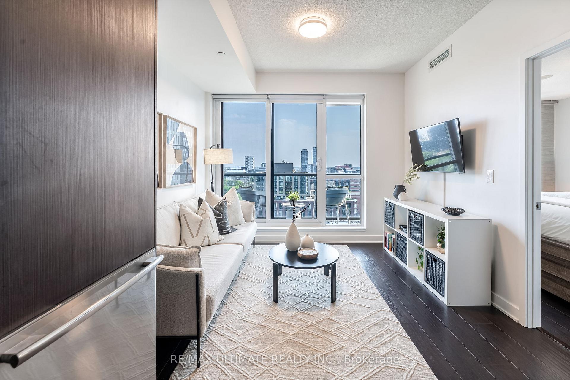 Photo 14 of Unit 1404, 170 sumach Street, Toronto, Regent Park — HOMEH