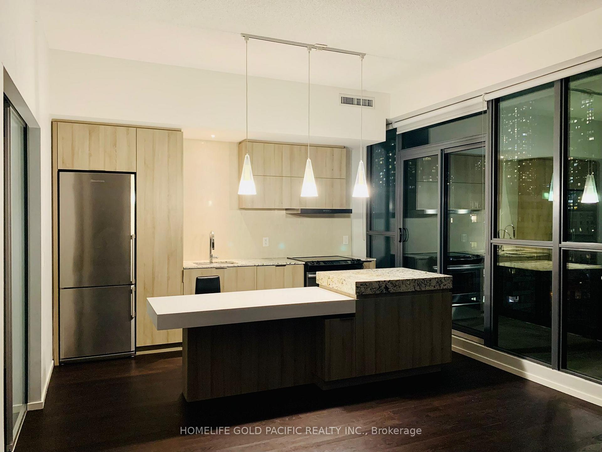 Photo 10 of Unit 1005, 101 Charles Street E, Toronto, Church-Yonge Corridor — HOMEH