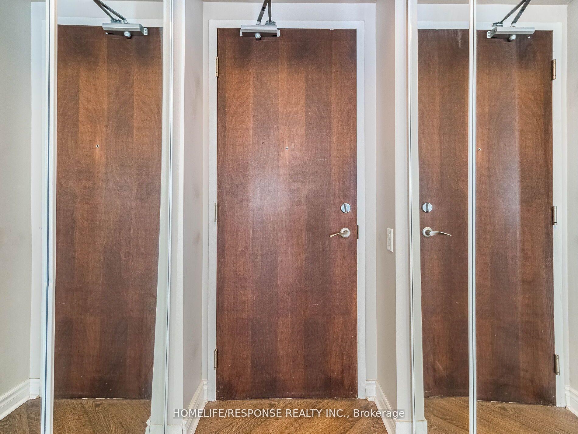Photo 7 of Unit 802, 85 Bloor Street E, Toronto, Church-Yonge Corridor — HOMEH