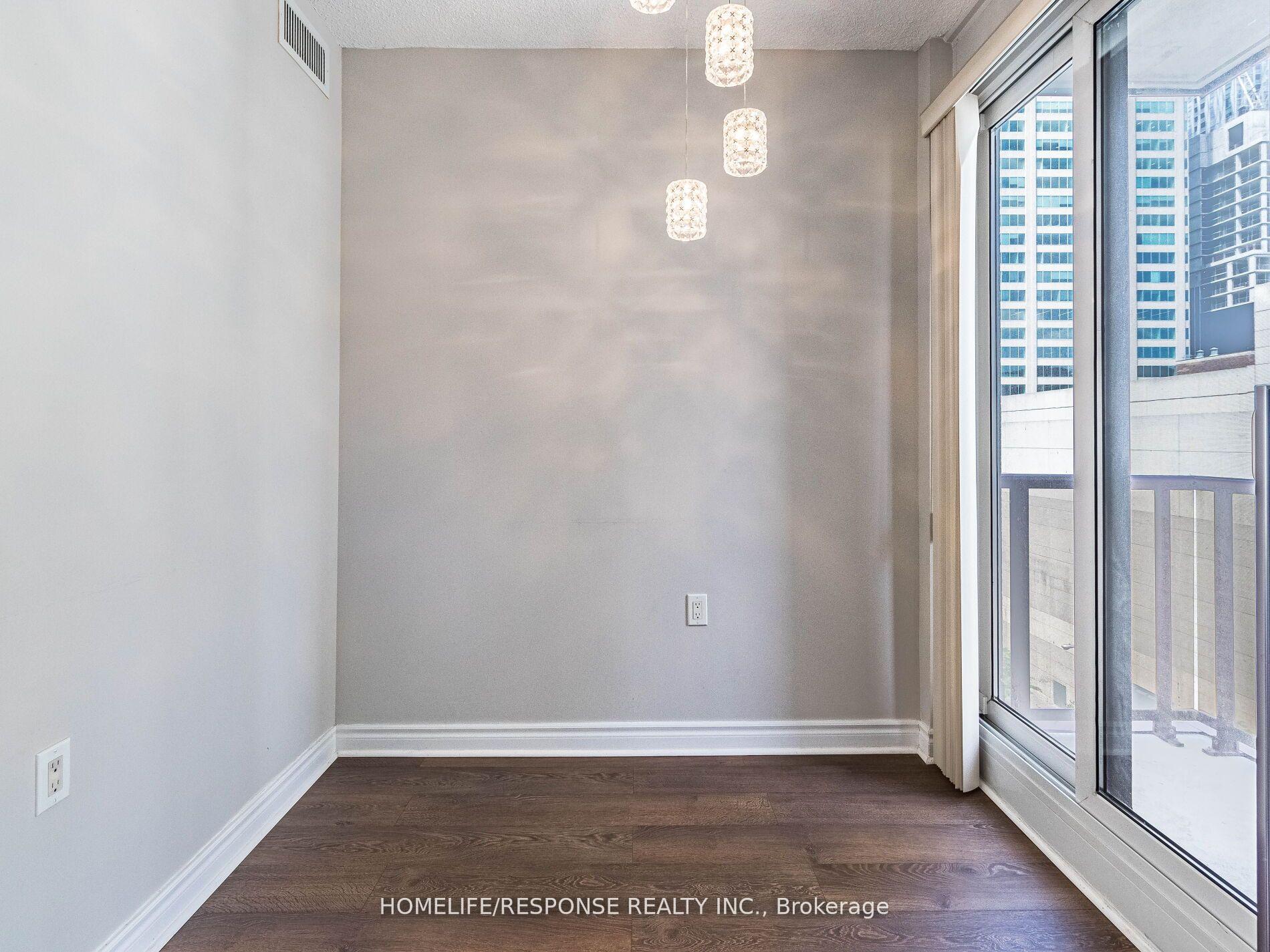 Photo 17 of Unit 802, 85 Bloor Street E, Toronto, Church-Yonge Corridor — HOMEH