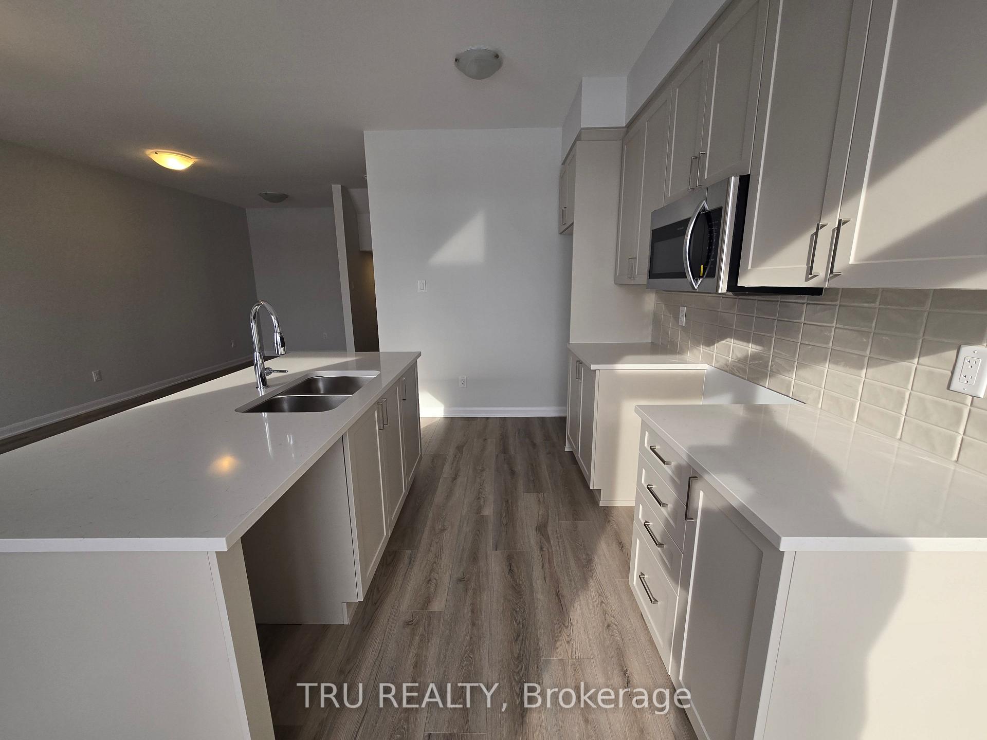 Photo 7 of 748 Lurgan Way, Ottawa, Barrhaven - Half Moon Bay — HOMEH
