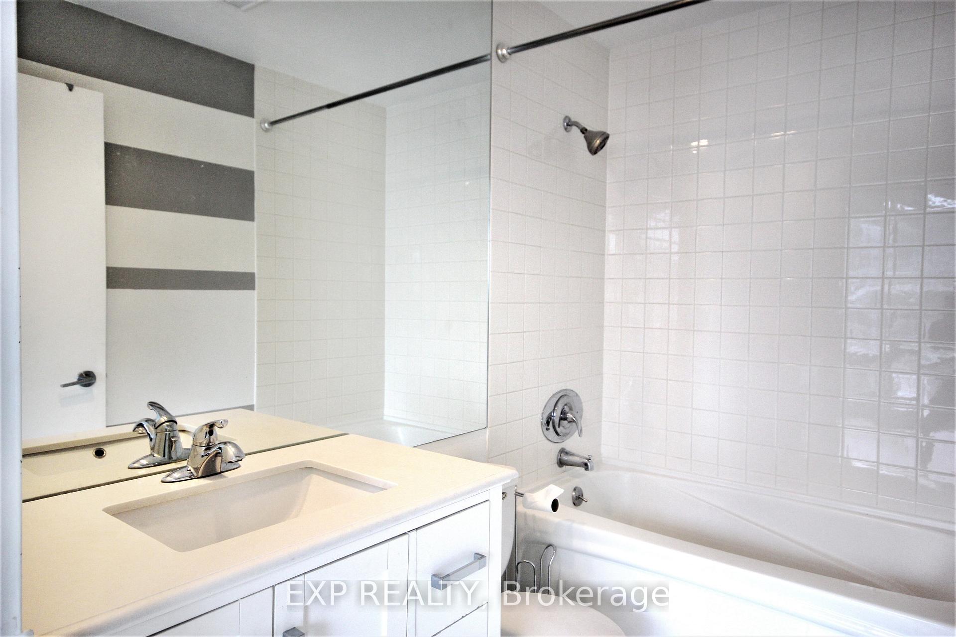 Photo 8 of Unit 1227, 333 Adelaide Street E, Toronto, Moss Park — HOMEH