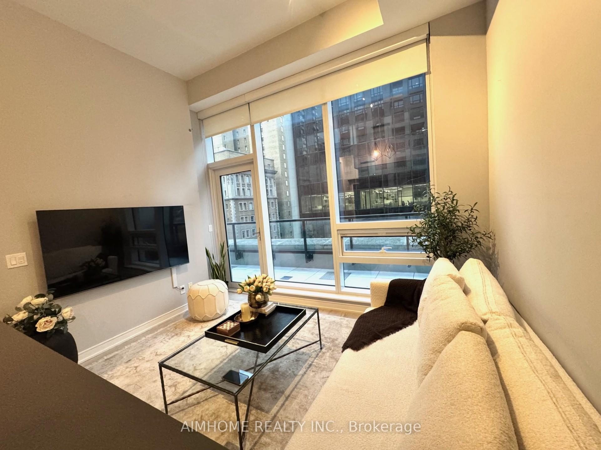 Photo 4 of Unit 605, 88 Scott Street, Toronto, Church-Yonge Corridor — HOMEH
