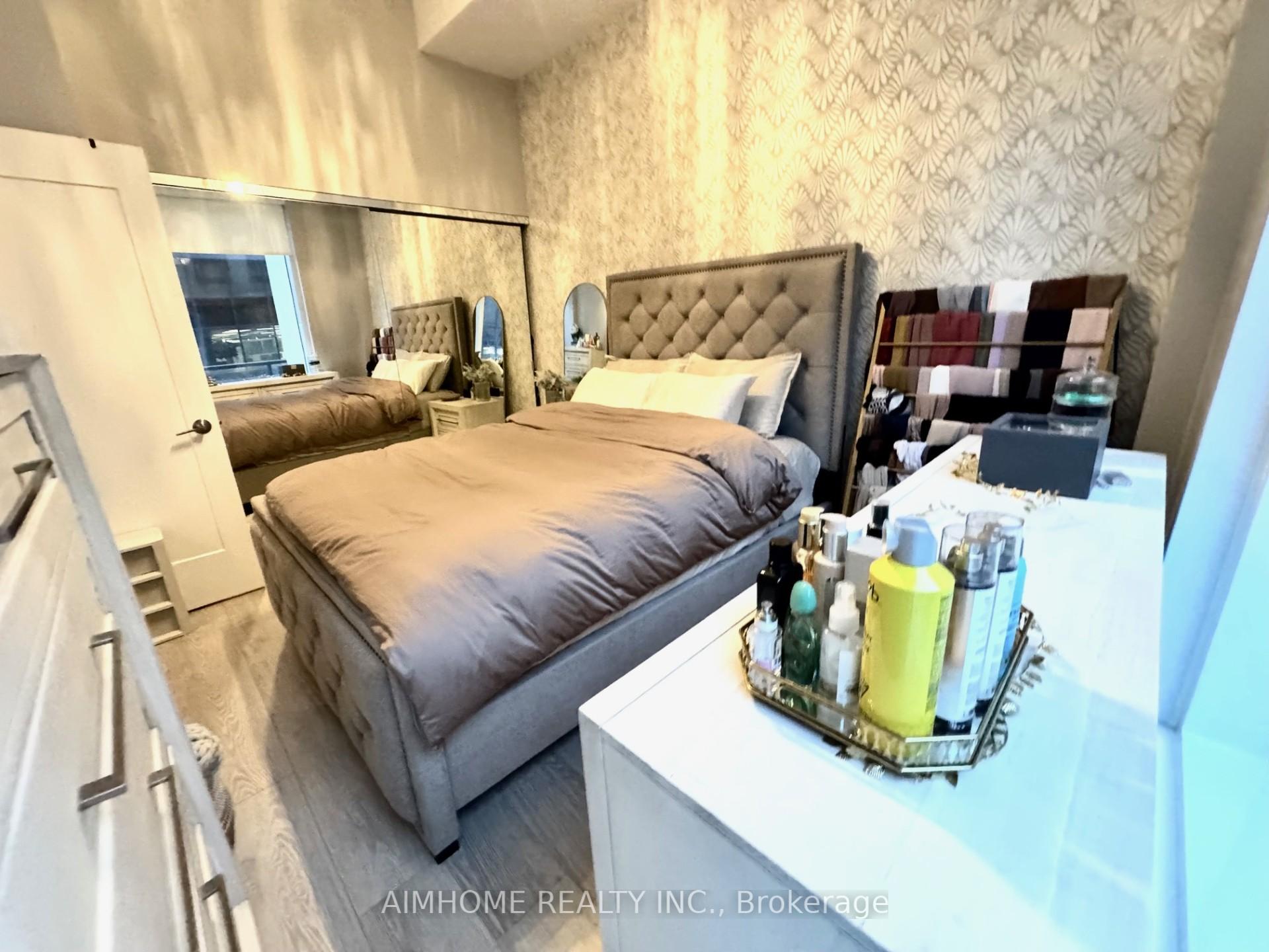 Photo 9 of Unit 605, 88 Scott Street, Toronto, Church-Yonge Corridor — HOMEH