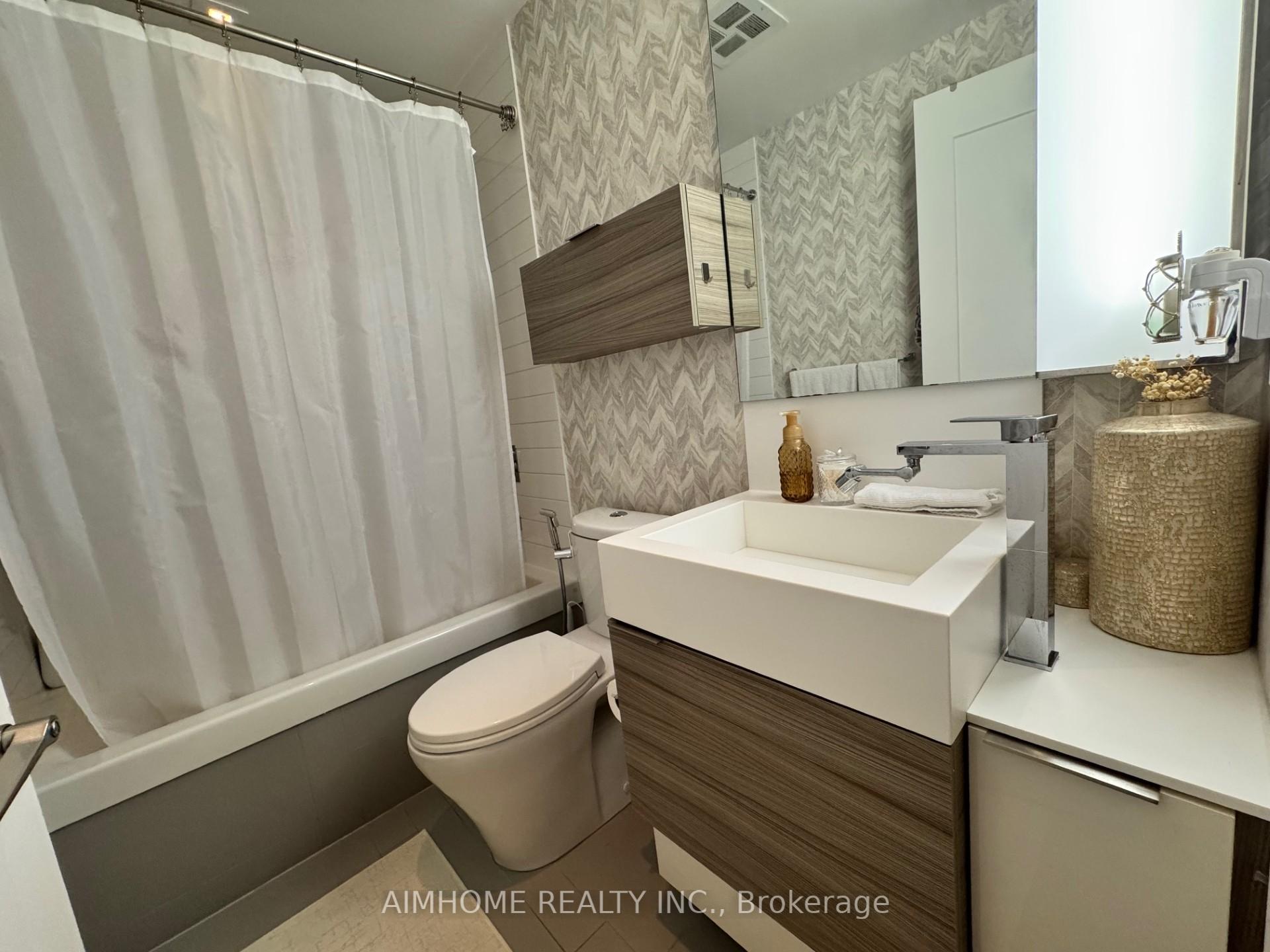 Photo 15 of Unit 605, 88 Scott Street, Toronto, Church-Yonge Corridor — HOMEH