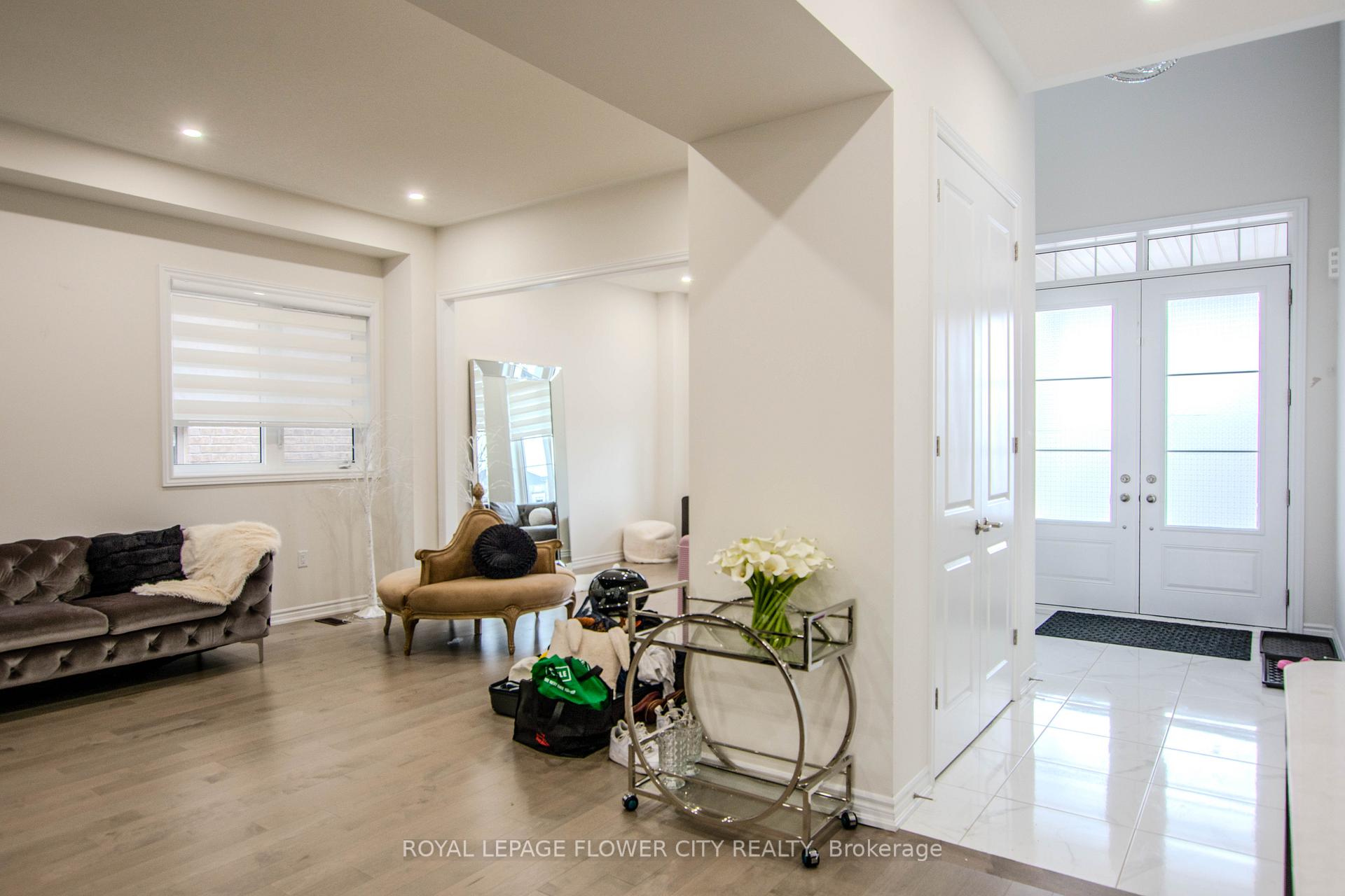 Photo 21 of 1114 Wickham Road, Innisfil, Alcona — HOMEH