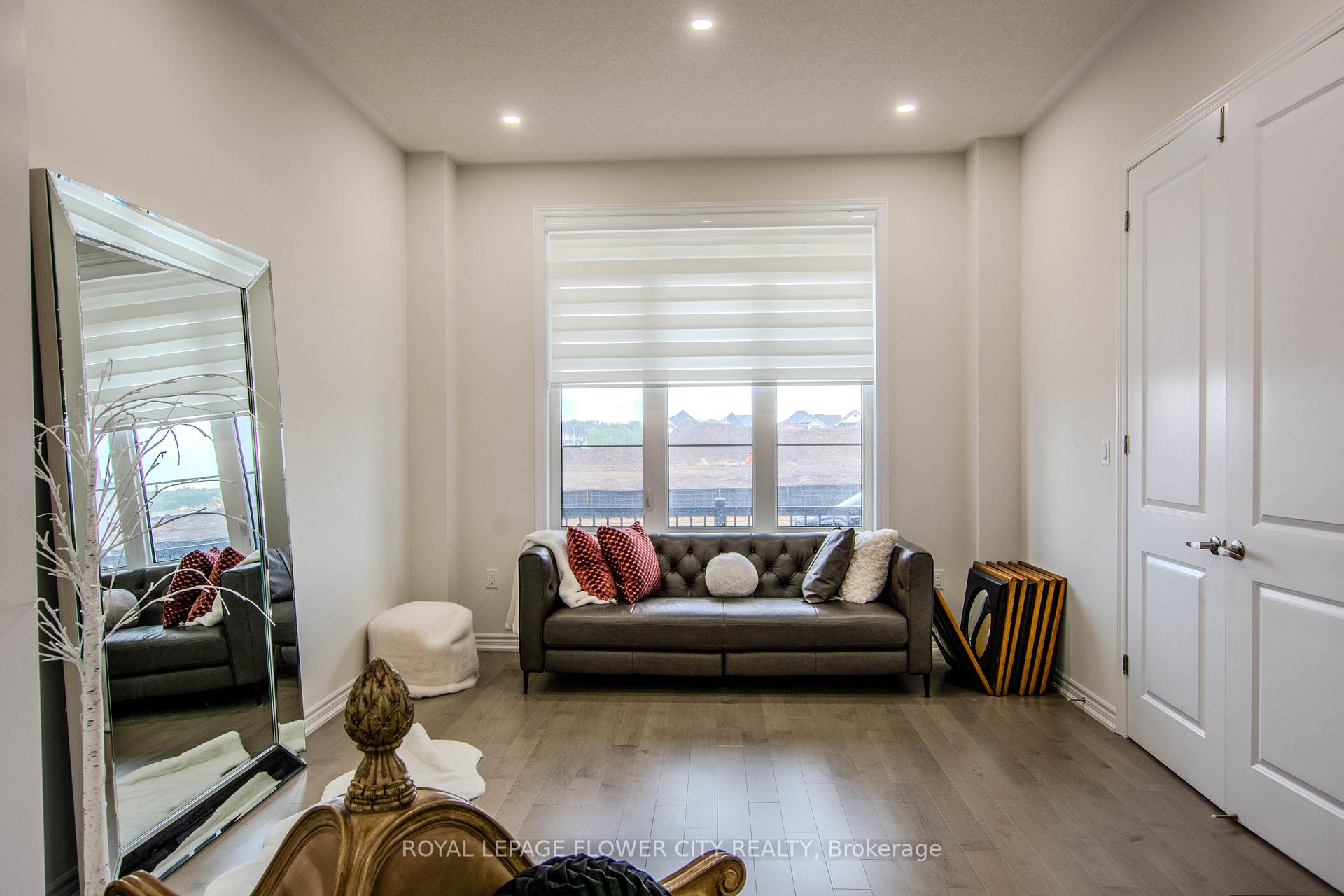 Photo 3 of 1114 Wickham Road, Innisfil, Alcona — HOMEH
