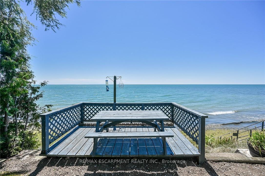 Photo 3 of 86 Lakeshore Road, Haldimand — HOMEH