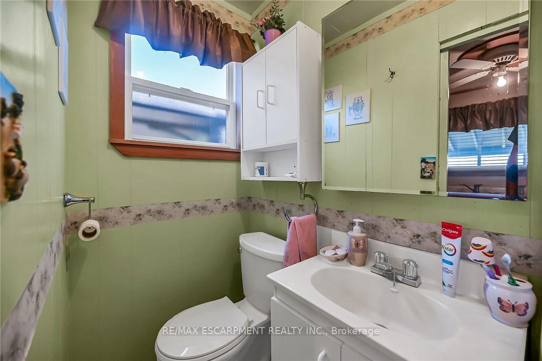 Photo 17 of 86 Lakeshore Road, Haldimand — HOMEH