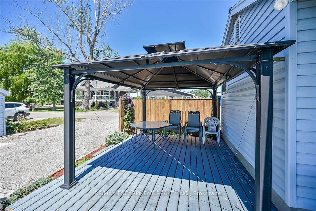Photo 22 of 86 Lakeshore Road, Haldimand — HOMEH