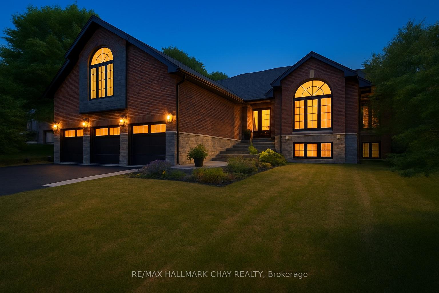 Photo 1 of 32 Forest Hill Drive, Springwater, Midhurst — HOMEH