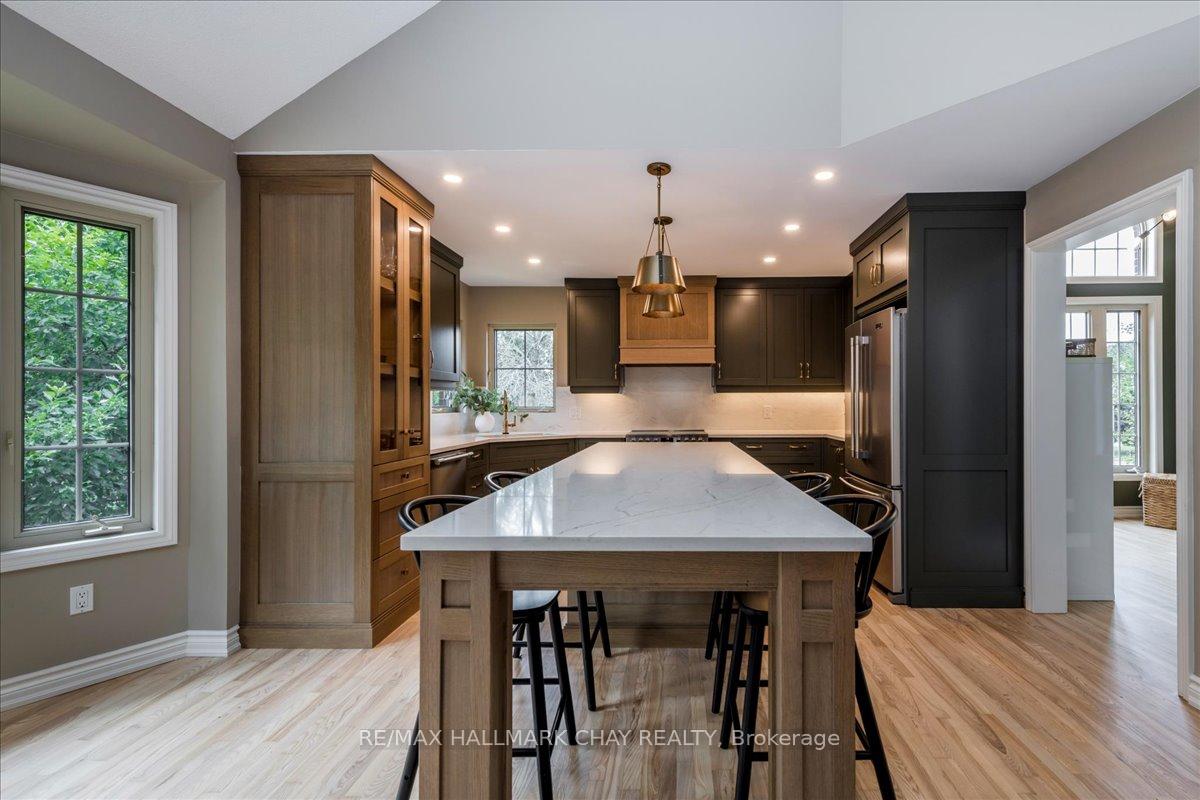 Photo 13 of 32 Forest Hill Drive, Springwater, Midhurst — HOMEH