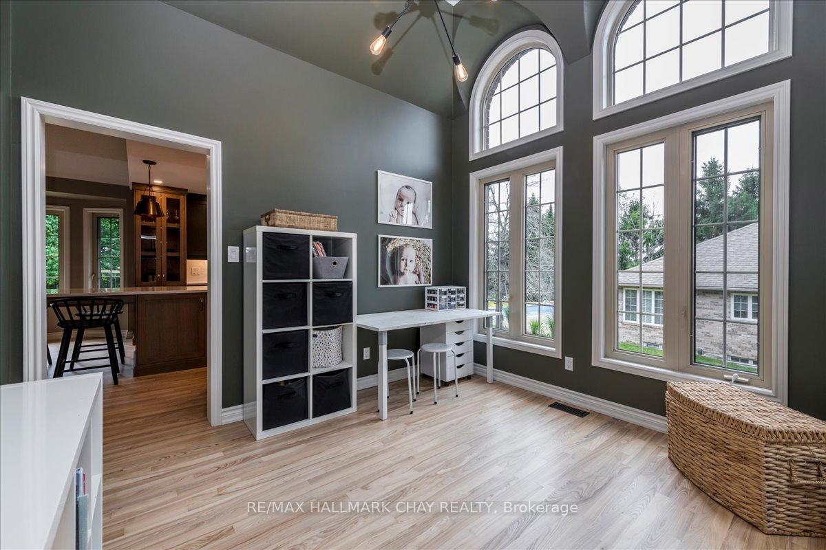Photo 28 of 32 Forest Hill Drive, Springwater, Midhurst — HOMEH