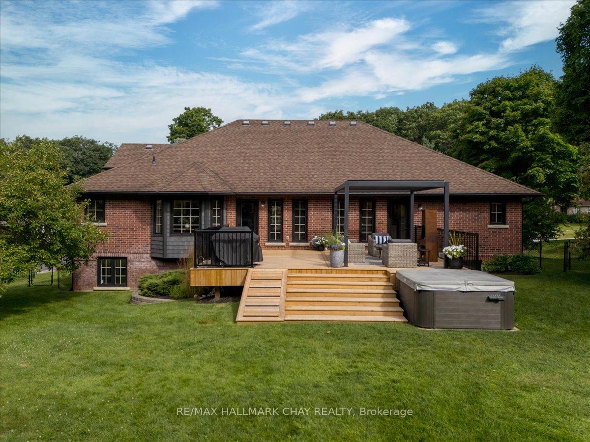 Photo 93 of 32 Forest Hill Drive, Springwater, Midhurst — HOMEH