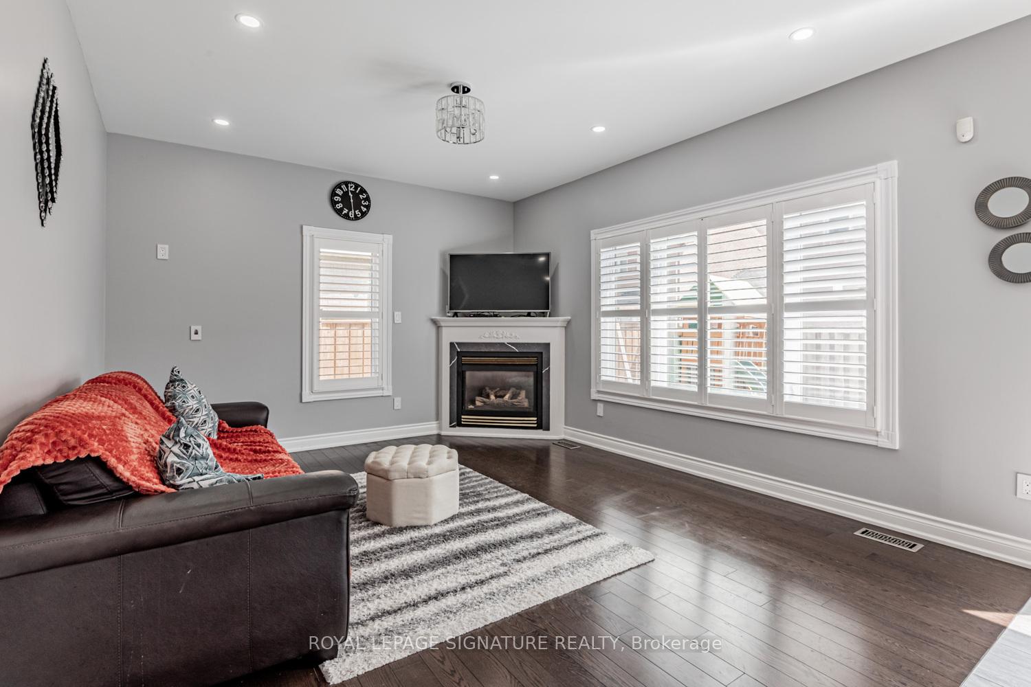 Photo 9 of 5 Sandcherry Avenue, Markham, Legacy — HOMEH