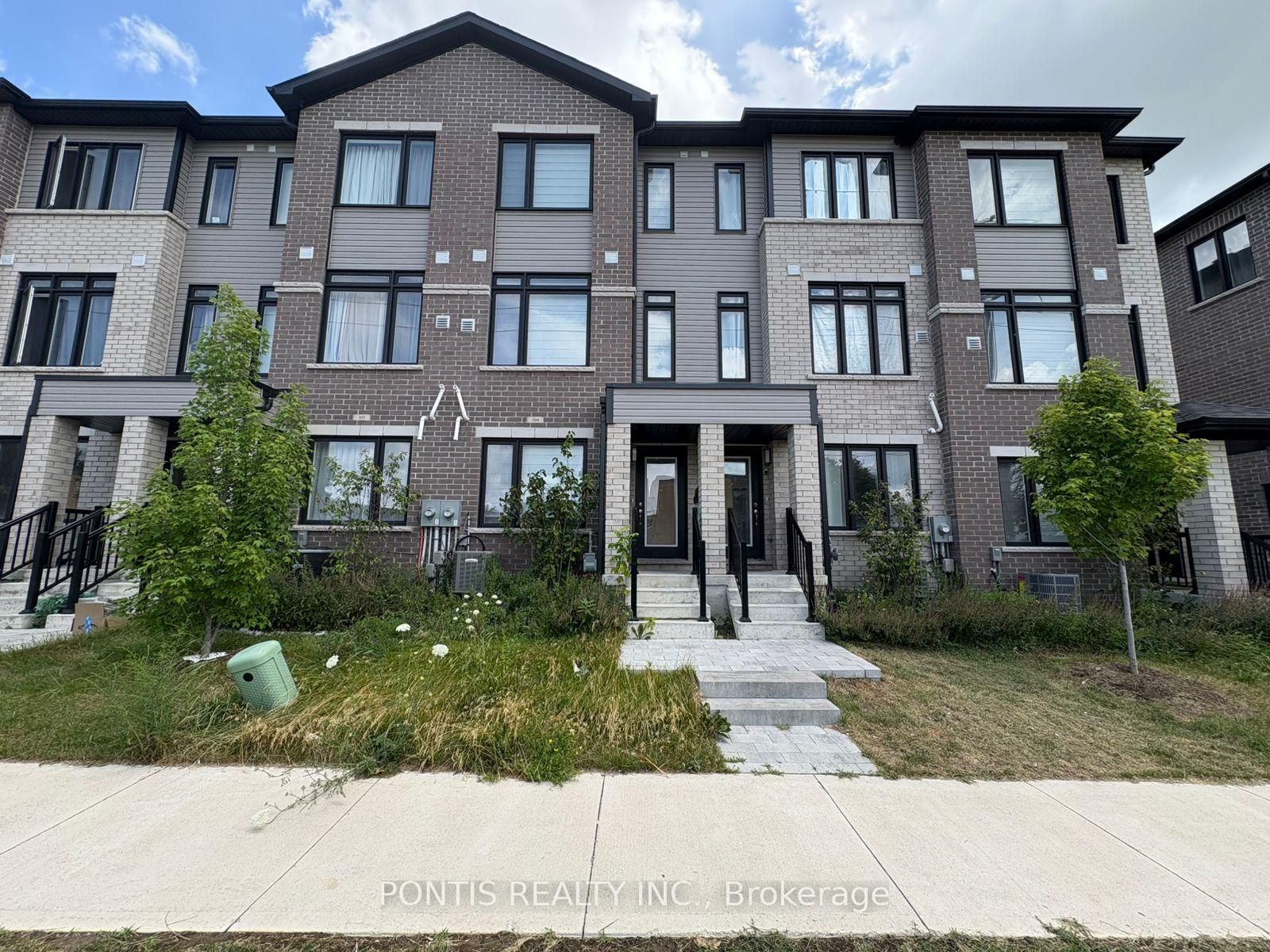 Front of Unit 304, 585 Colborne Street E