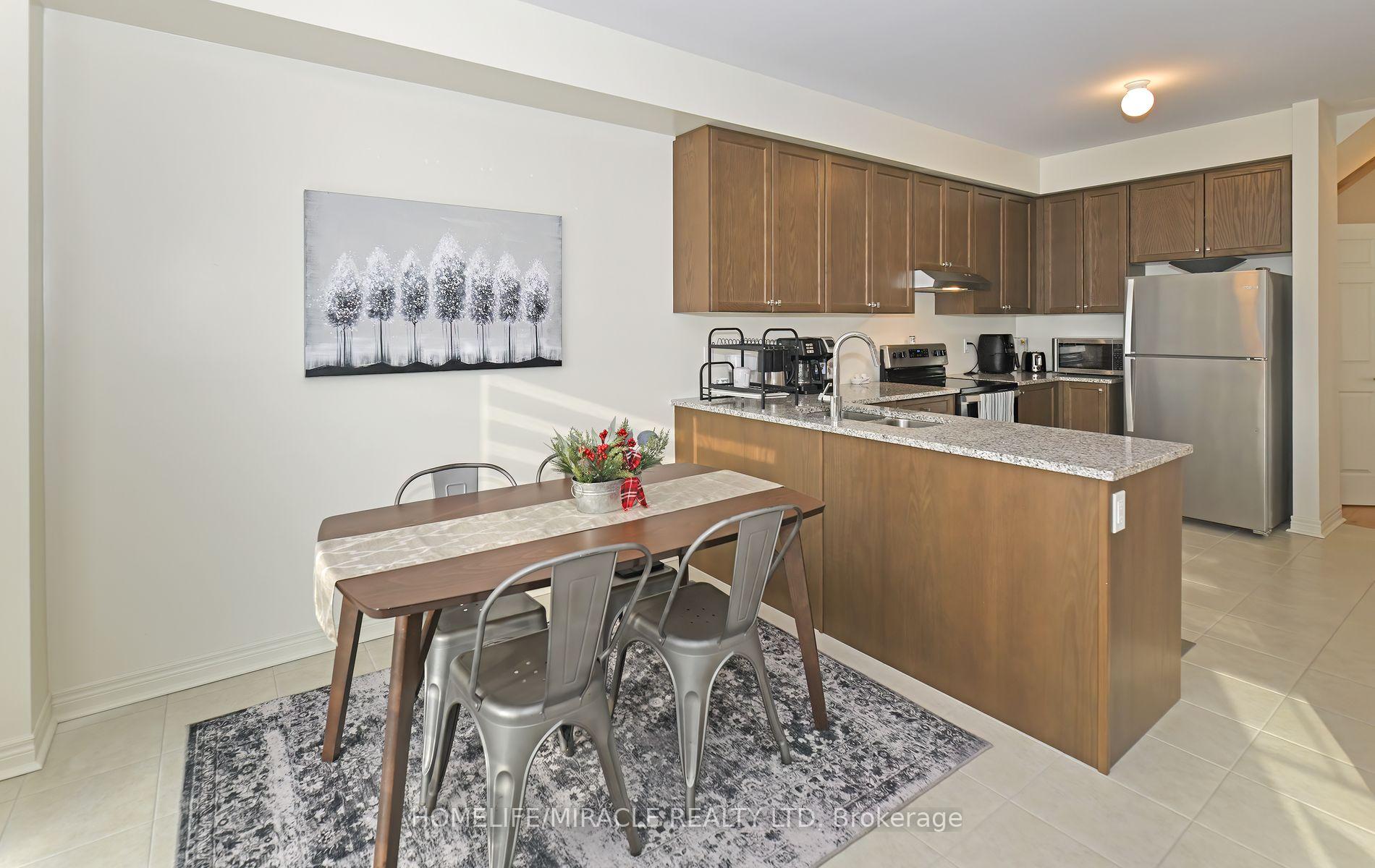 Photo 9 of 656 Fleetwood Drive, Oshawa, Eastdale — HOMEH
