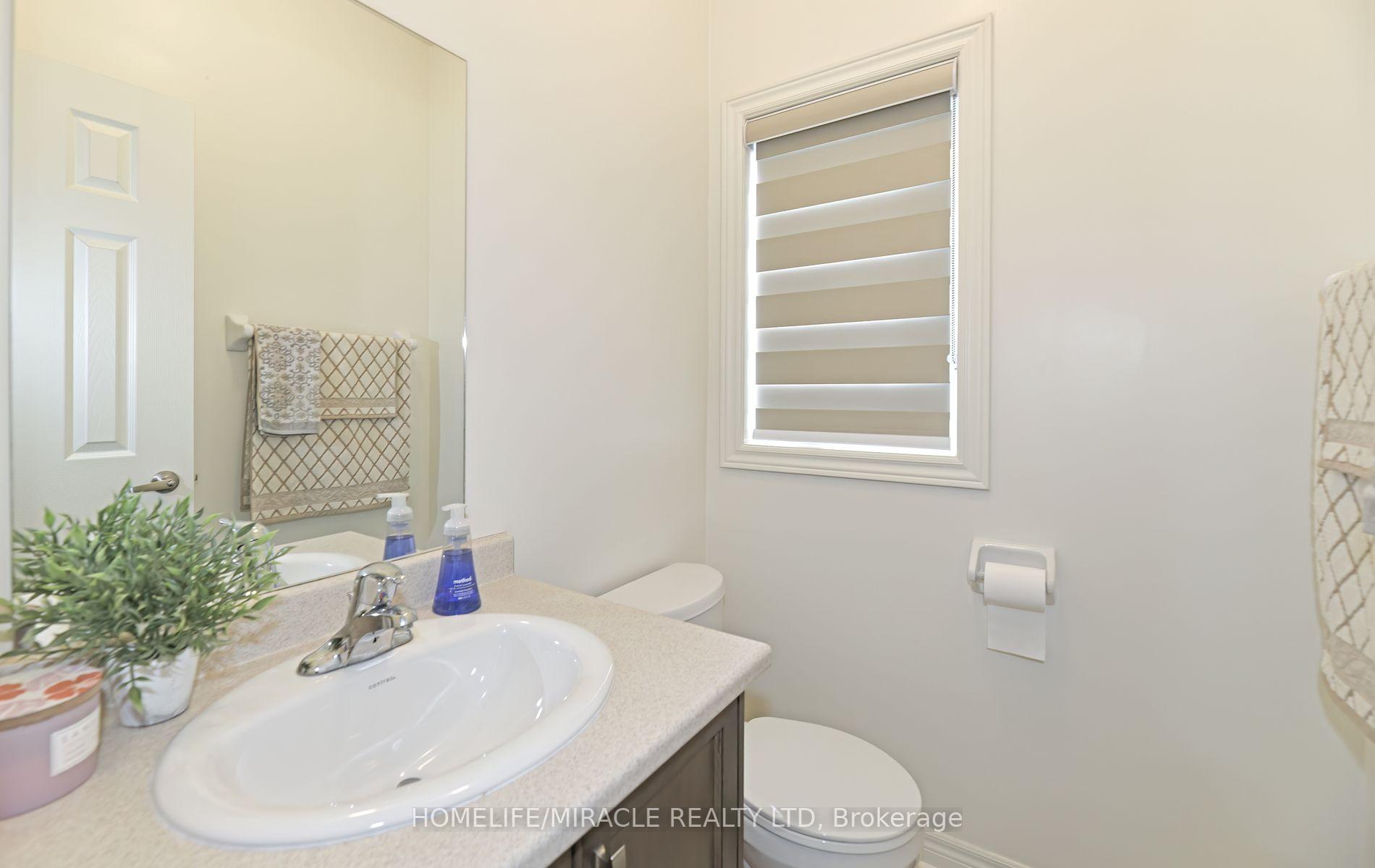 Photo 12 of 656 Fleetwood Drive, Oshawa, Eastdale — HOMEH
