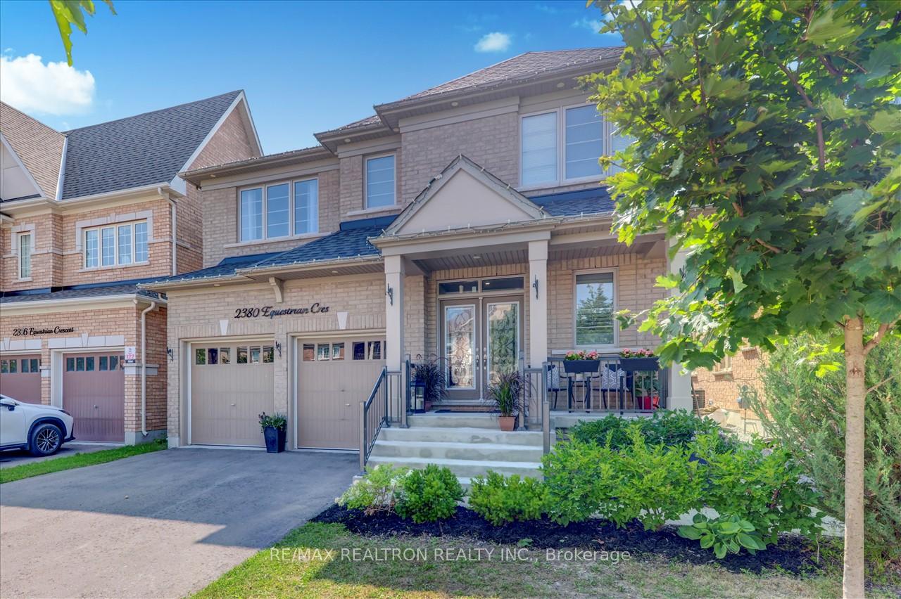 Photo 2 of 2380 Equestrian Crescent, Oshawa, Windfields — HOMEH
