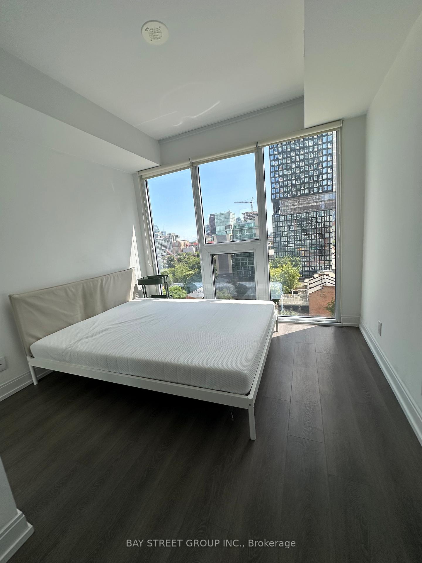 Photo 4 of Unit 1008, 181 Dundas Street E, Toronto, Church-Yonge Corridor — HOMEH
