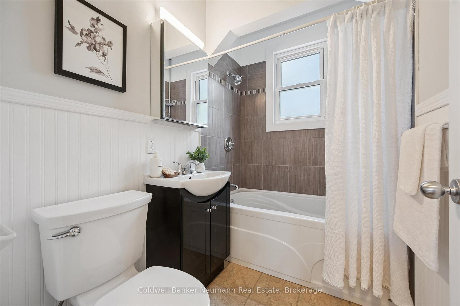 Photo 20 of 564 Paisley Road, Guelph, Junction/Onward Willow — HOMEH
