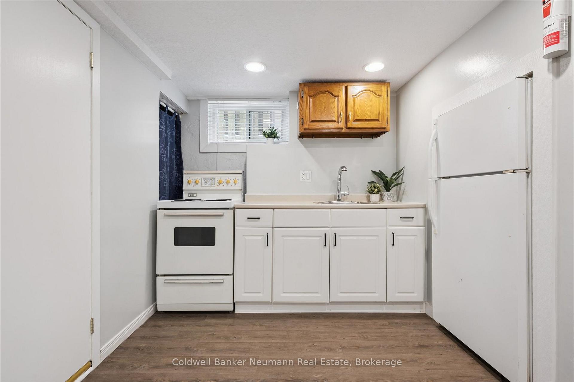 Photo 24 of 564 Paisley Road, Guelph, Junction/Onward Willow — HOMEH