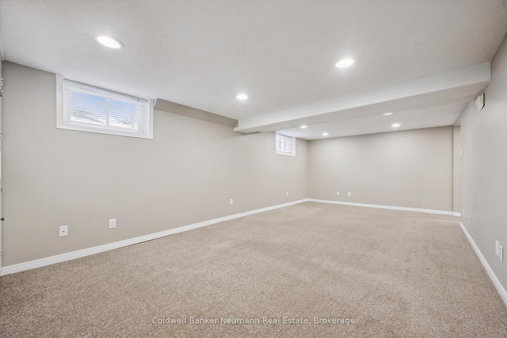 Photo 27 of 564 Paisley Road, Guelph, Junction/Onward Willow — HOMEH