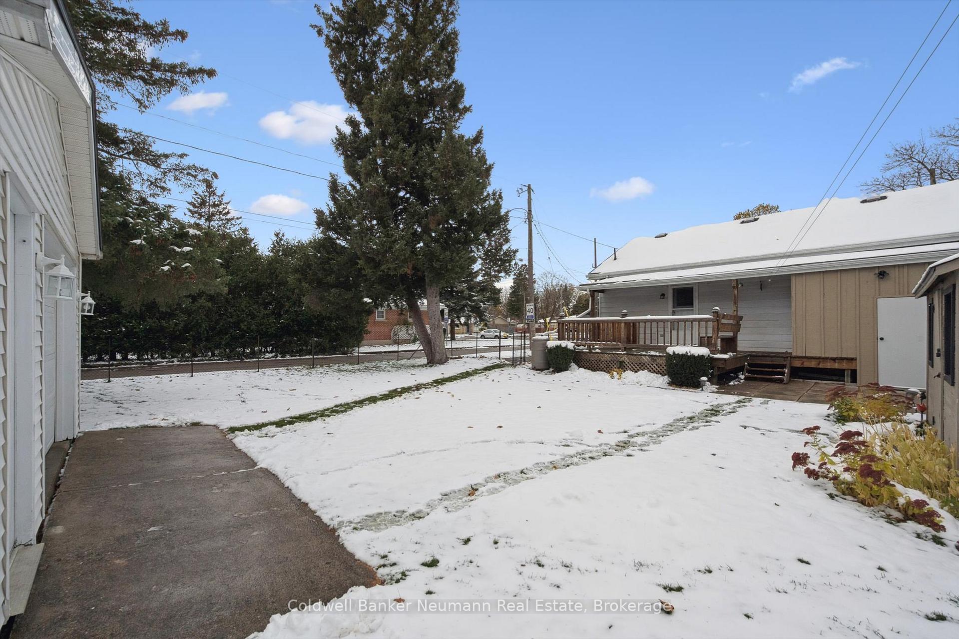 Photo 31 of 564 Paisley Road, Guelph, Junction/Onward Willow — HOMEH