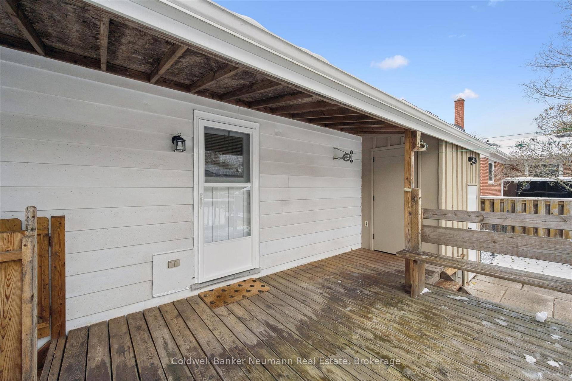 Photo 36 of 564 Paisley Road, Guelph, Junction/Onward Willow — HOMEH