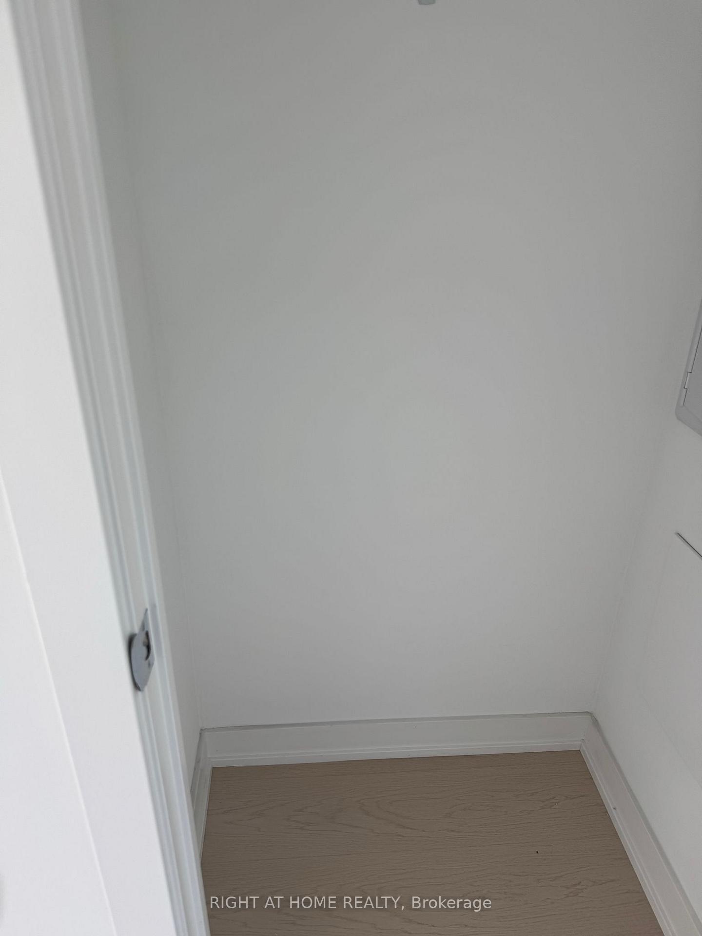 Photo 10 of Unit 4802, 252 Church Street, Toronto, Church-Yonge Corridor — HOMEH