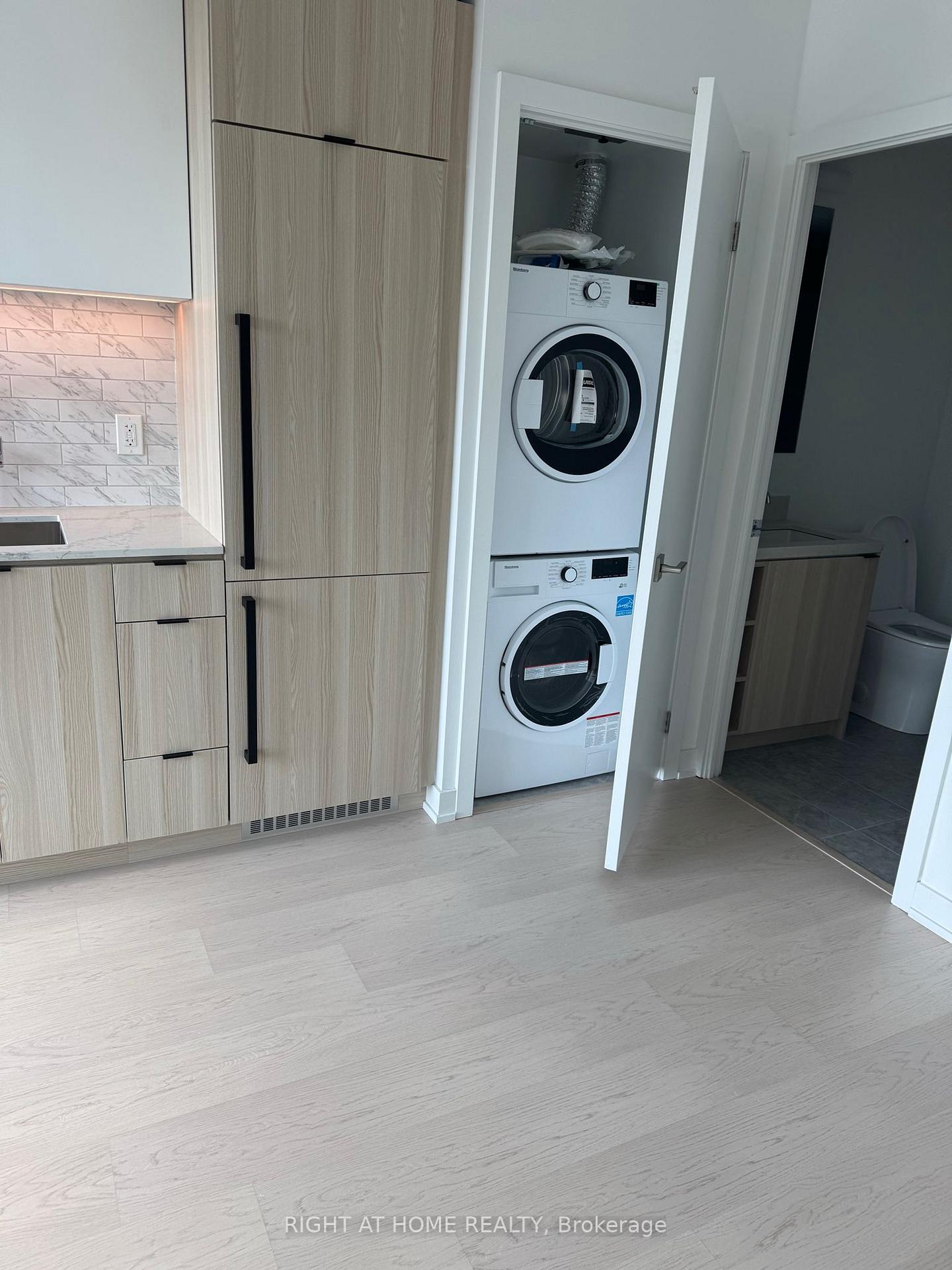Photo 19 of Unit 4802, 252 Church Street, Toronto, Church-Yonge Corridor — HOMEH