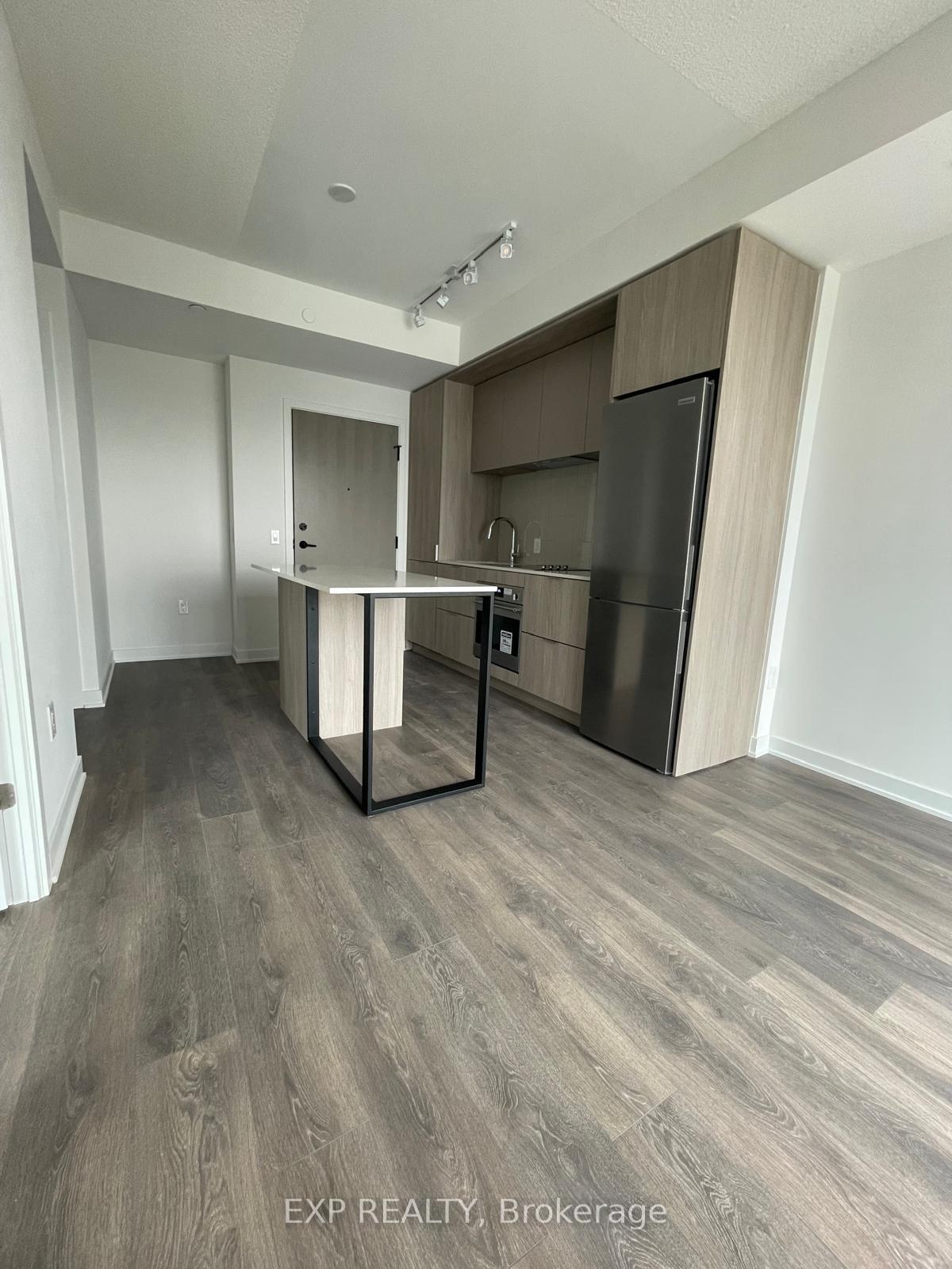 Photo 4 of Unit 1709, 130 River St Street, Toronto, Regent Park — HOMEH