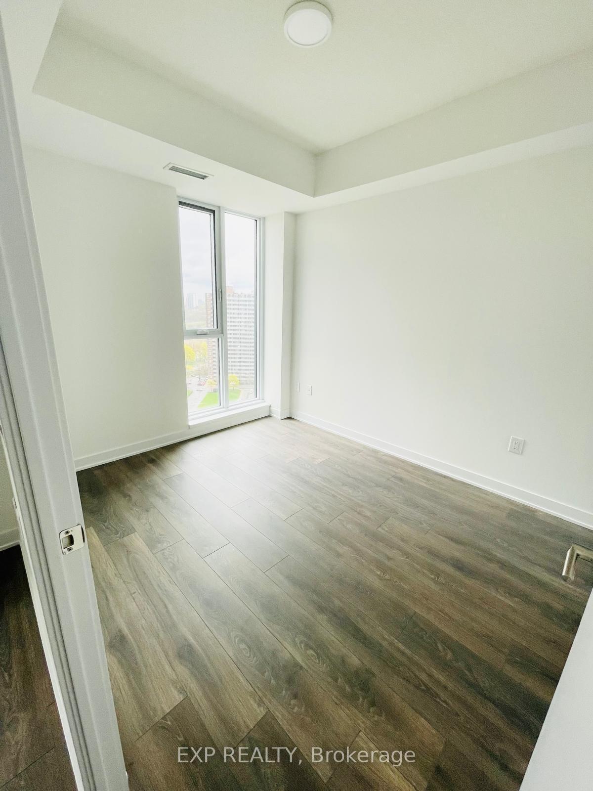 Photo 5 of Unit 1709, 130 River St Street, Toronto, Regent Park — HOMEH