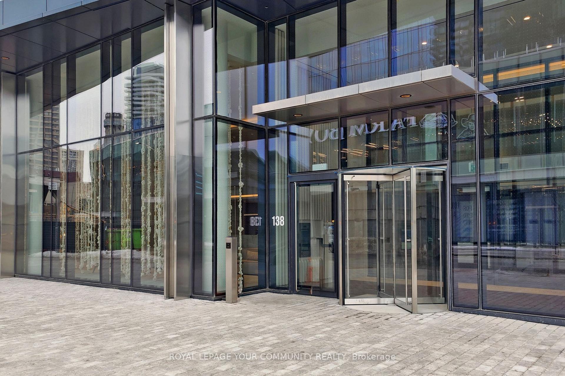 Photo 2 of Unit 5205, 138 Downes Street, Toronto, Waterfront Communities — HOMEH