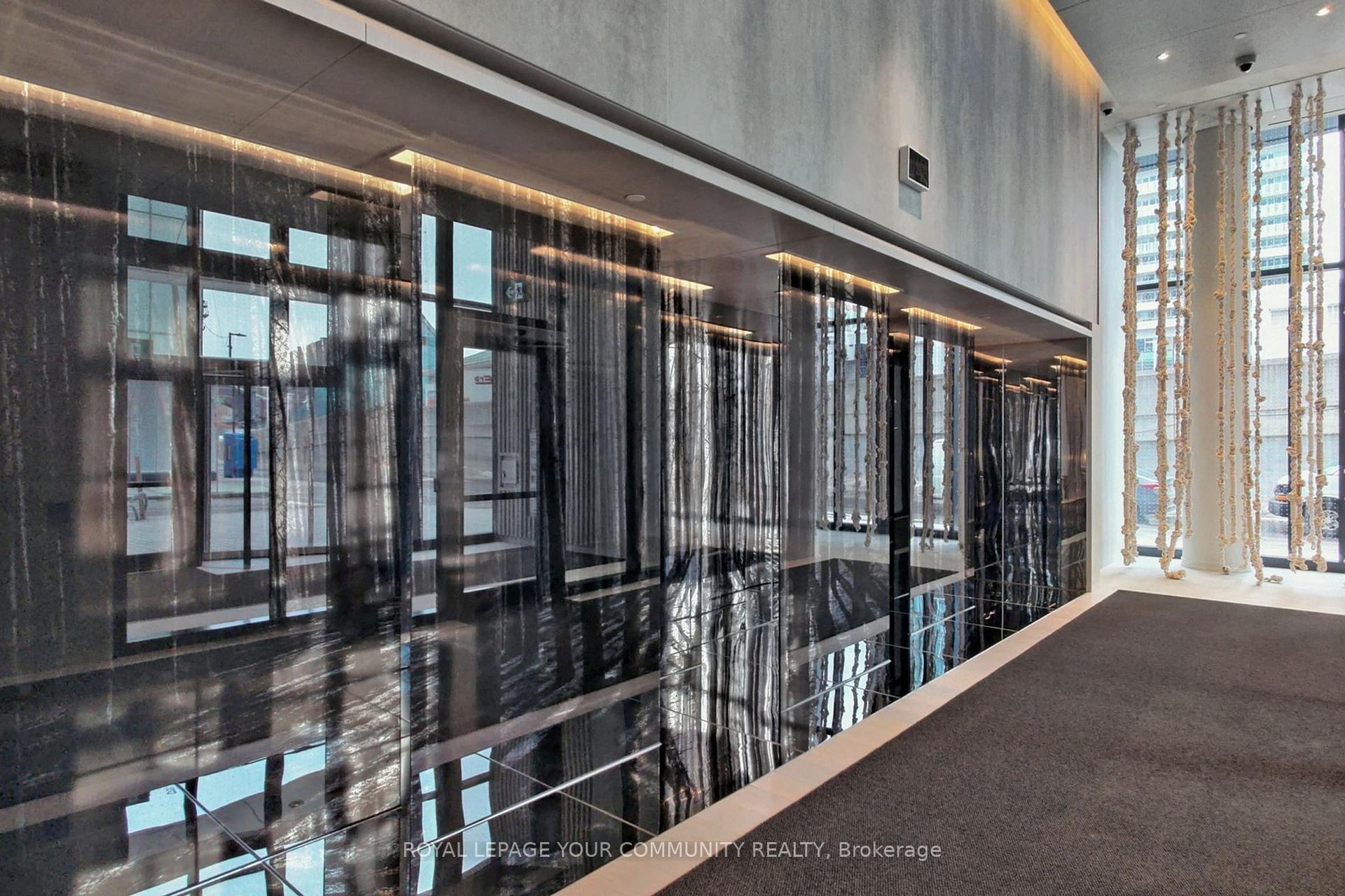 Photo 4 of Unit 5205, 138 Downes Street, Toronto, Waterfront Communities — HOMEH